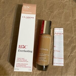 Clarins foundation